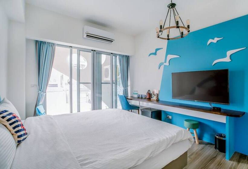 اتاق سوپریور سه تخته, Party Of The Ocean B&b