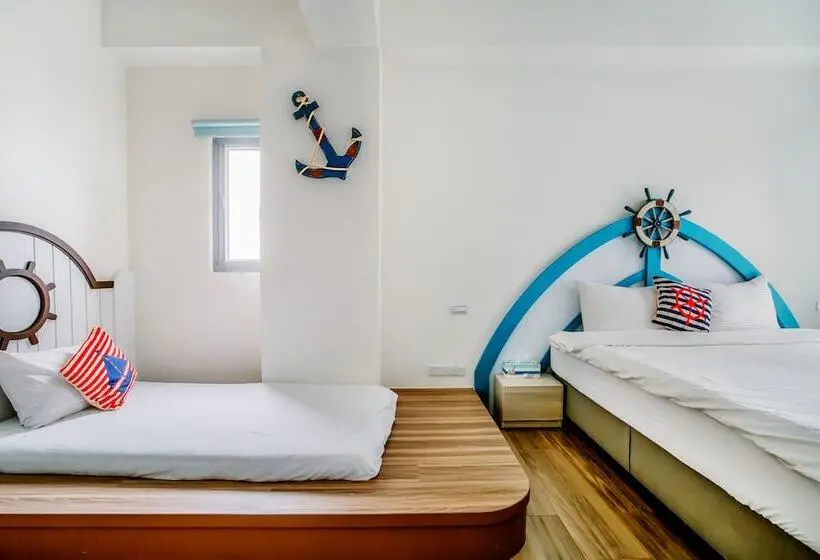 اتاق سوپریور سه تخته, Party Of The Ocean B&b