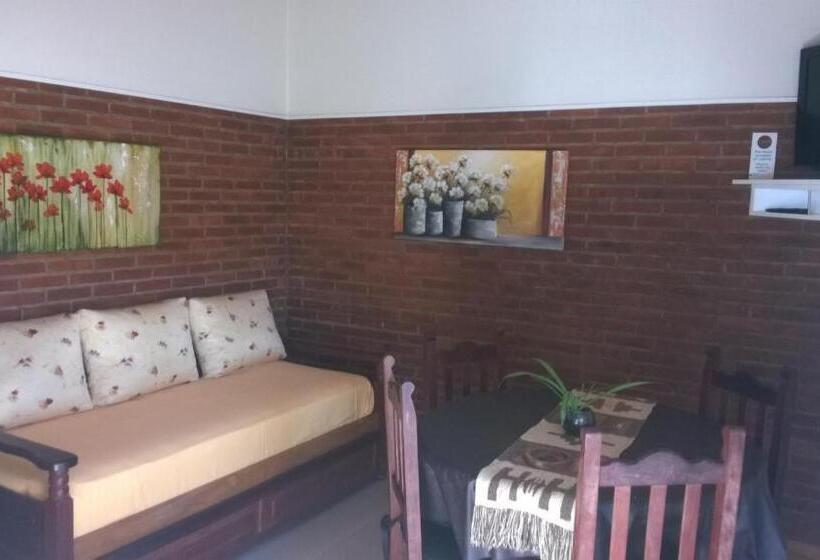 شقة غرفة واحدة, Casa Celeste