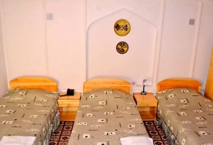 اتاق استاندارد سه نفره, Porso Boutique