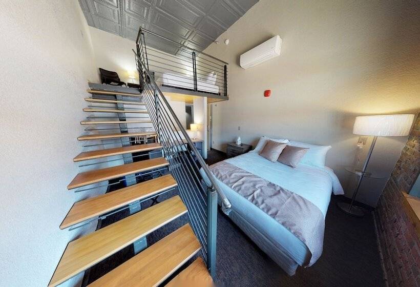 غرفة قياسية لذوى الاحتياجات الخاصة, The Hotel Sturgis