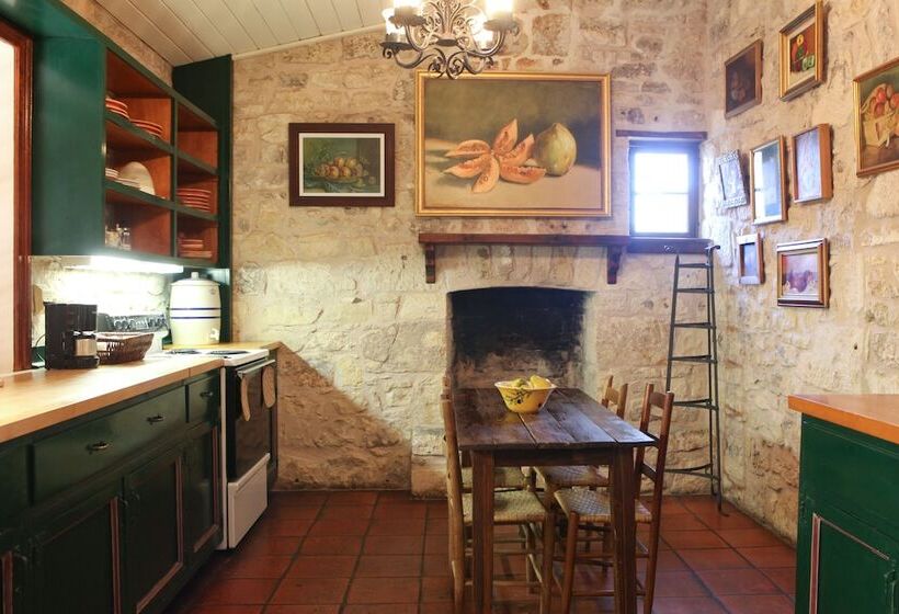 标准间, Hoffman Haus