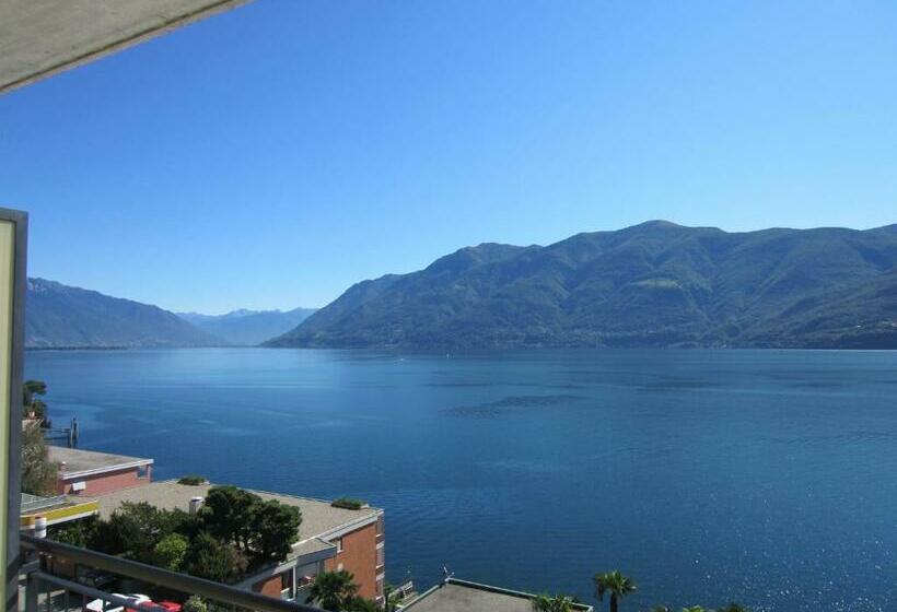 غرفة قياسية ثلاثية, Garni Morettina