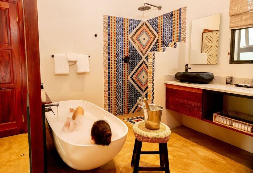 اتاق لوکس یک تخته, Shongwe Lookout