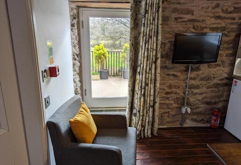 Apartamento 1 Dormitorio Vista Lago, Lake View Country House