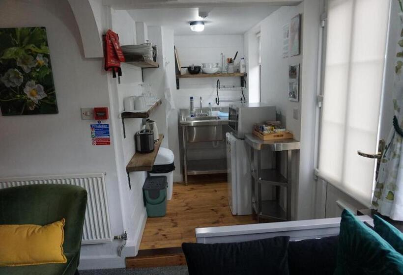 Apartament 2 Dormitoris, Lake View Country House