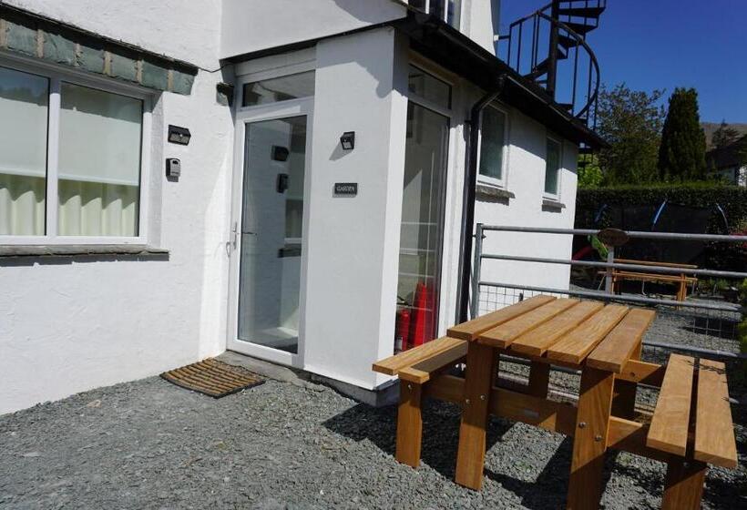 Suite Vista Jardí, Lake View Country House