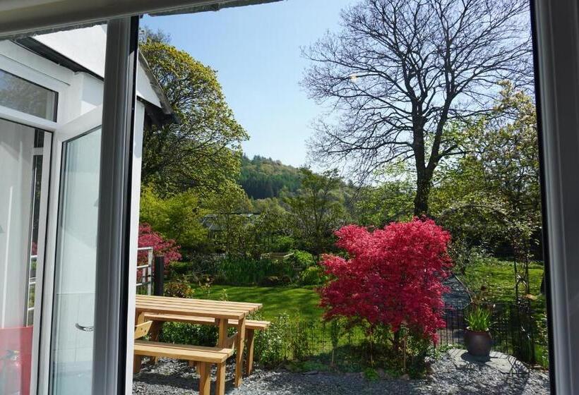 Suite Vista Jardí, Lake View Country House