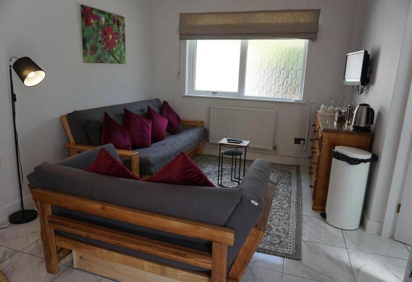 Suite Vista Jardí, Lake View Country House