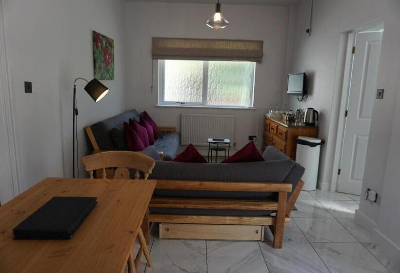 Suite Vista Jardí, Lake View Country House