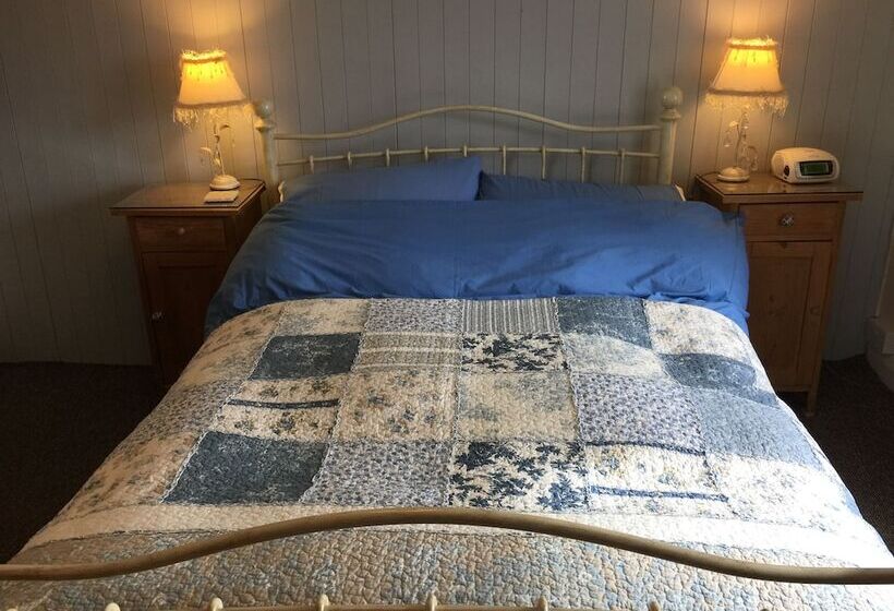 Семейный Номер, Vine Cottage