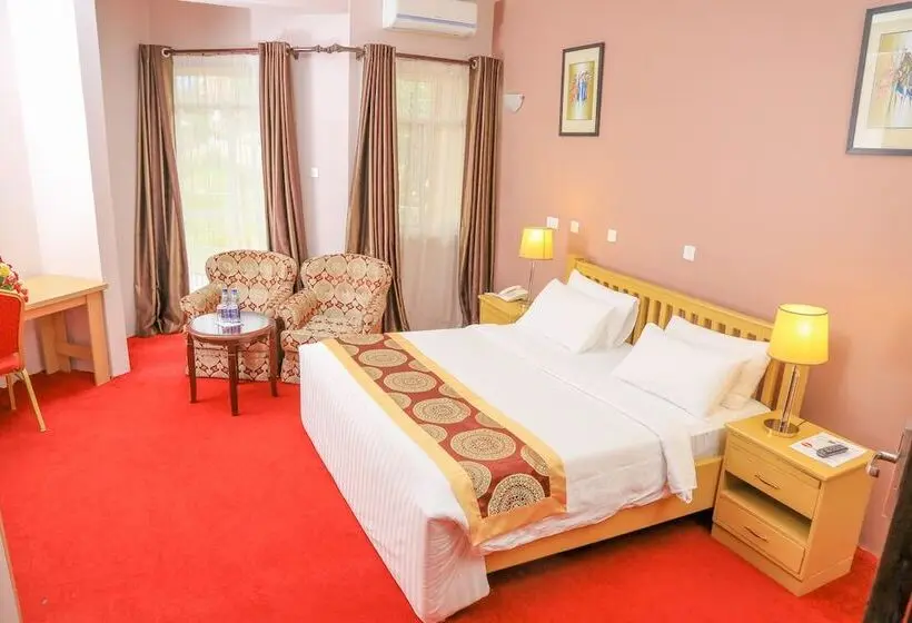 Chambre Executive, 7 Seasons