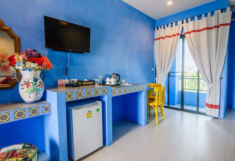 חדר דלוקס לשלושה, La Reina Maroc Hotel ปากช่อง เขาใหญ่