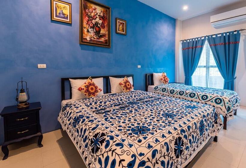 חדר דלוקס לשלושה, La Reina Maroc Hotel ปากช่อง เขาใหญ่