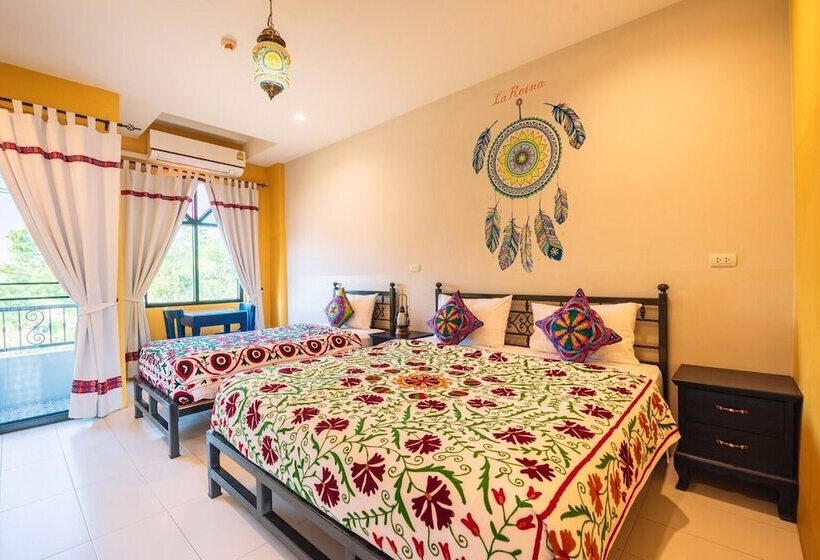 חדר דלוקס לשלושה, La Reina Maroc Hotel ปากช่อง เขาใหญ่