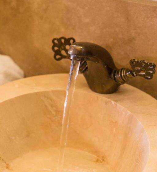 اتاق لوکس با چشم‌انداز دریا, Likya Yolu Palas