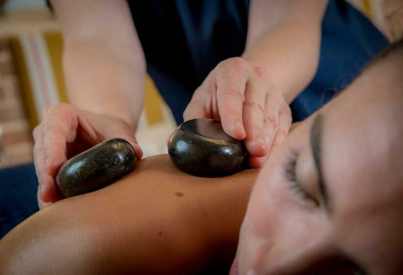 豪华房间, The Dial House