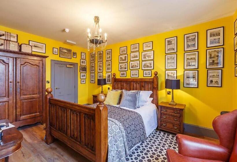 豪华房间, The Dial House