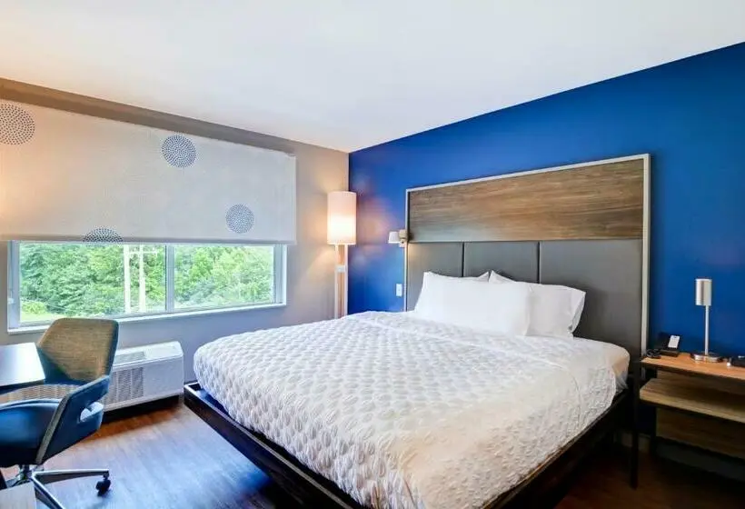 Standard-huone King-vuode, Tru By Hilton Middletown