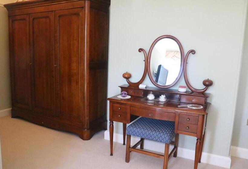 اتاق لوکس, Stoneborough House B&b