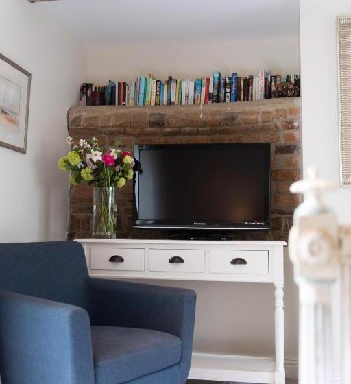 اتاق سوپریور با تخت بزرگ, Barton Cottage Bed And Breakfast