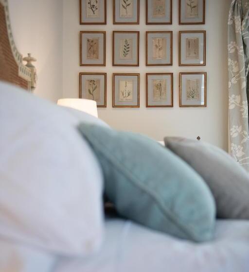 اتاق سوپریور با تخت بزرگ, Barton Cottage Bed And Breakfast