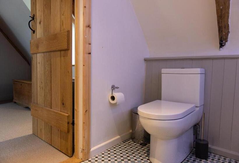 اتاق لوکس با تخت بزرگ, Barton Cottage Bed And Breakfast