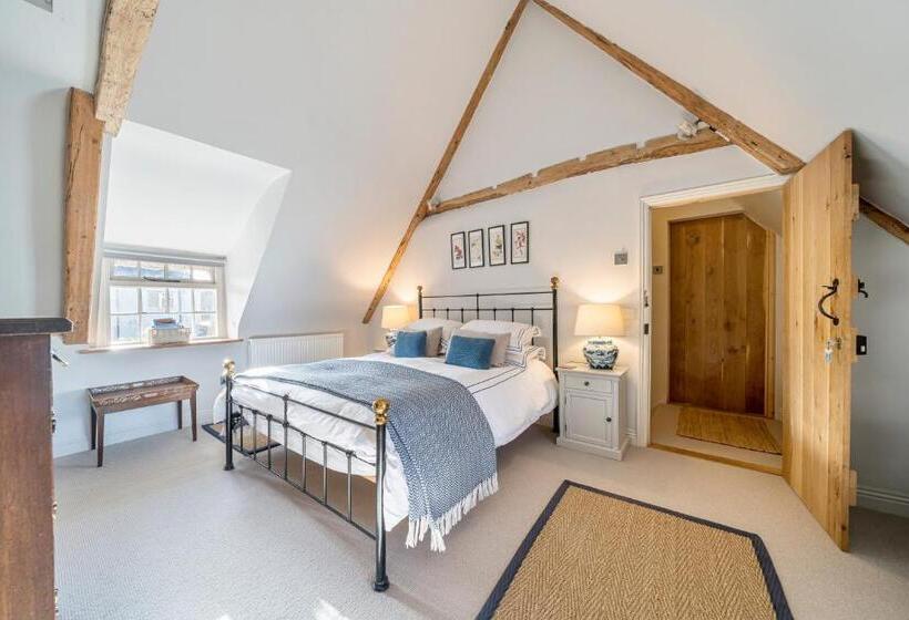 اتاق لوکس با تخت بزرگ, Barton Cottage Bed And Breakfast