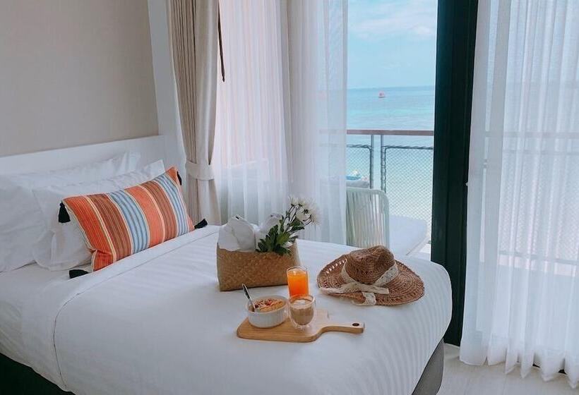 オーシャンビュースーペリアールーム, Blue Tao Beach Hotel   Sha Plus