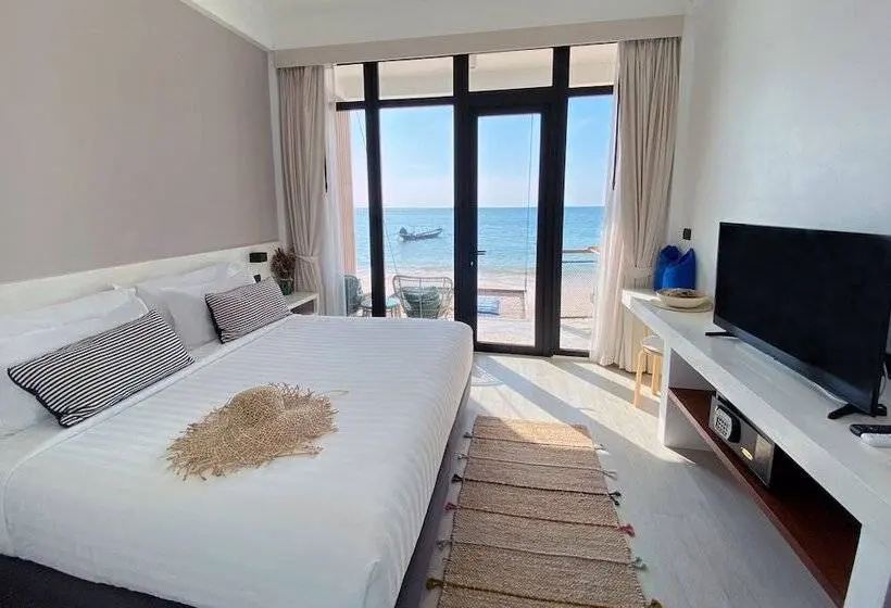 キングサイズベッドのスーペリアルーム, Blue Tao Beach Hotel   Sha Plus