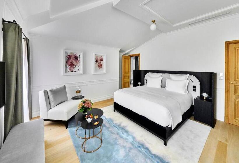 デラックスルーム, Chateau De La Gaude