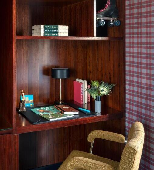 キングサイズベッドのスタンダードルーム, Graduate By Hilton Columbus