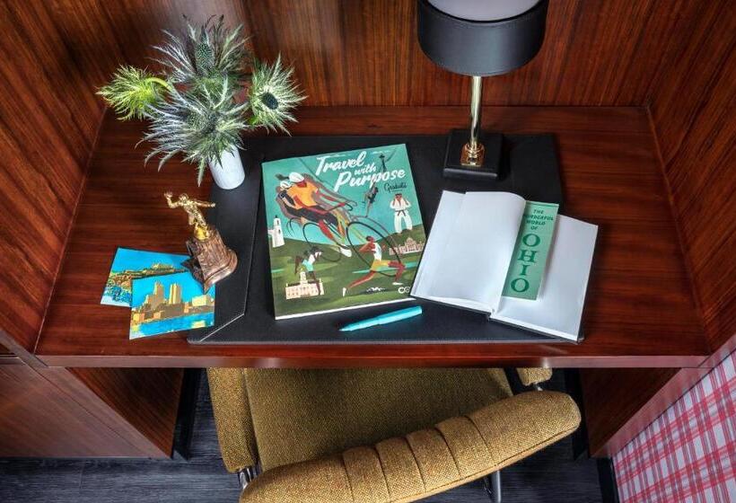 キングサイズベッドのスタンダードルーム, Graduate By Hilton Columbus