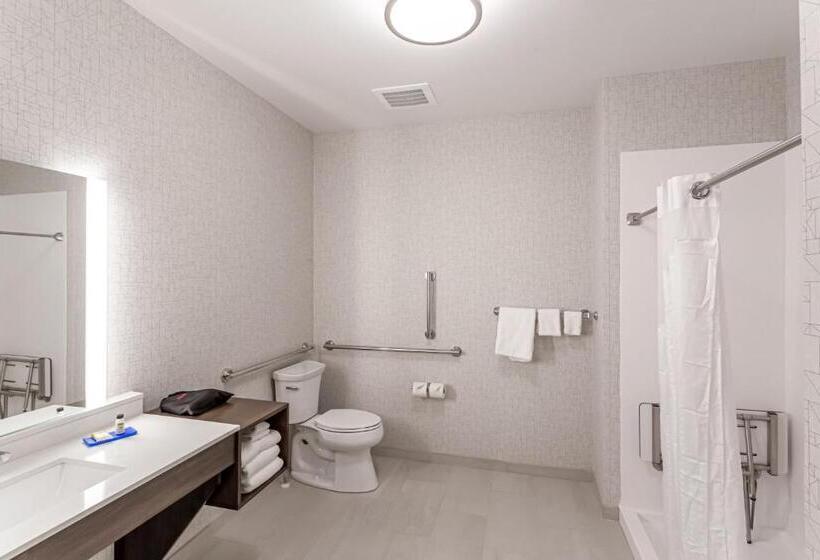 Номер Стандарт Адаптированный для Инвалидов, Holiday Inn Express & Suites Columbus Worthington, An Ihg