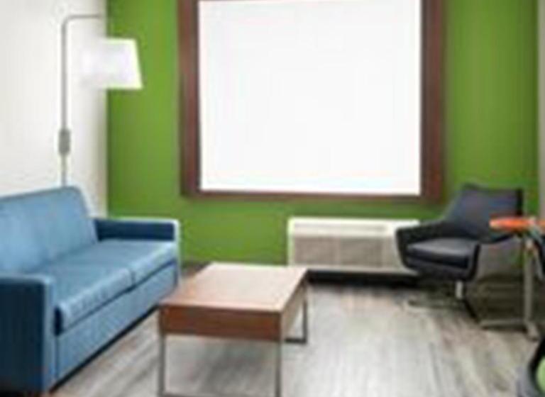 Люкс Кровать Кинг, Holiday Inn Express & Suites   Odessa I 20, An Ihg