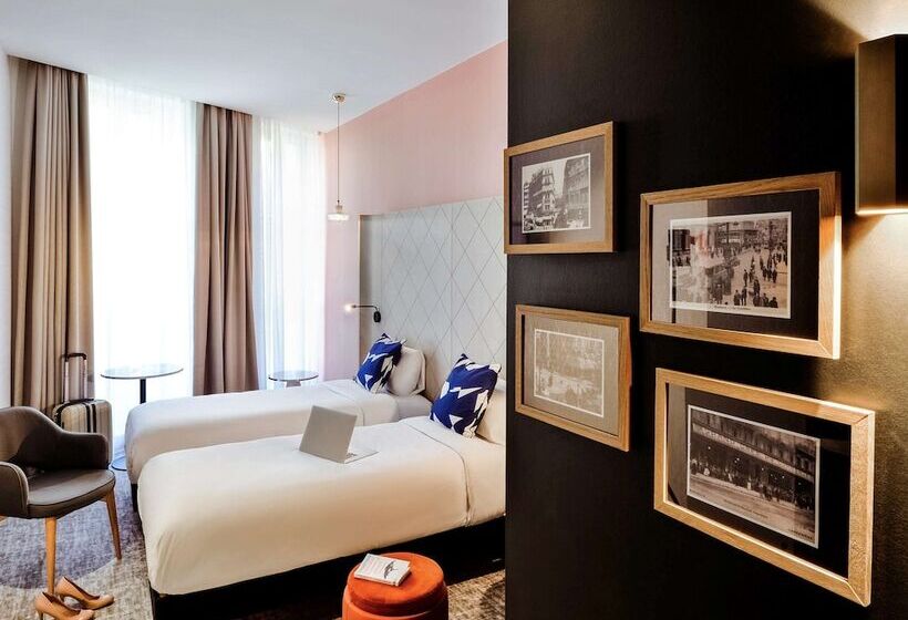 Классический Номер, Mercure Marseille Canebiere Vieuxport