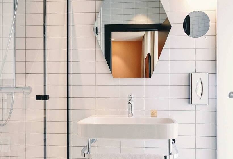 Номер Престиж, Mercure Marseille Canebiere Vieuxport