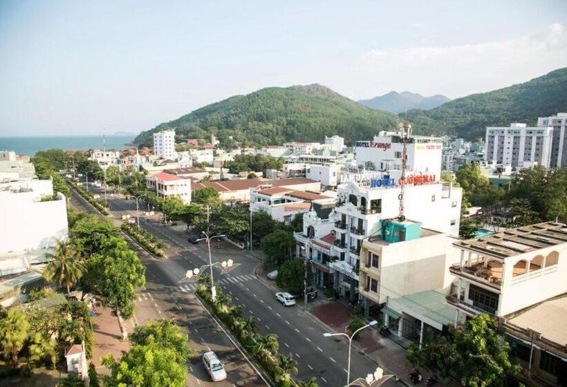 اتاق لوکس با چشمانداز دریا, Khách Sạn Misa