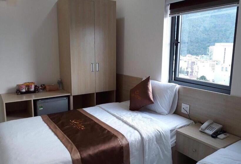 اتاق استاندارد با چشمانداز شهر, Khách Sạn Misa