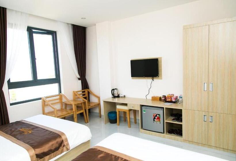 اتاق استاندارد چهار تخته با چشمانداز دریا, Khách Sạn Misa