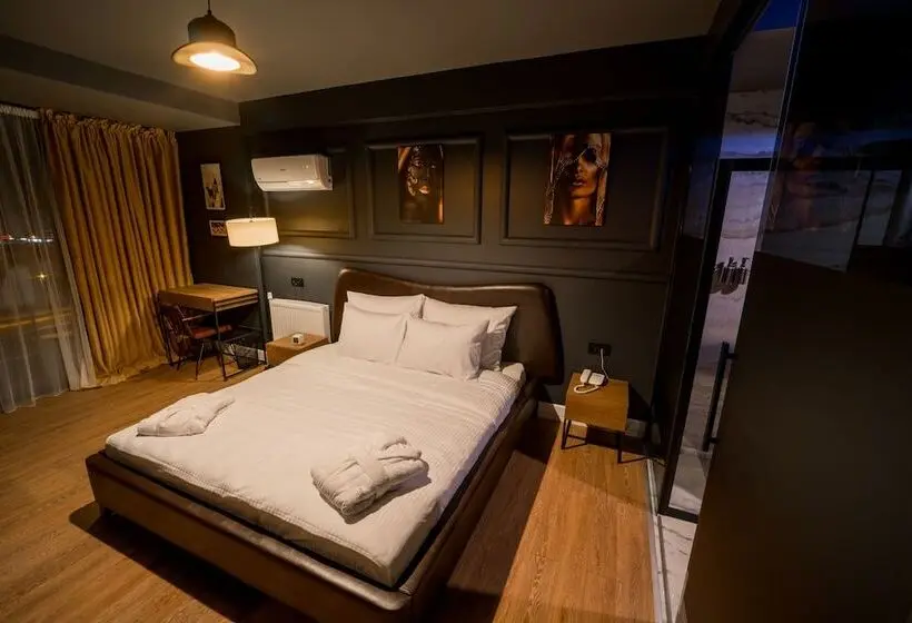 سوئیت لوکس با چشمانداز کوهستان, The Kayseri Loft