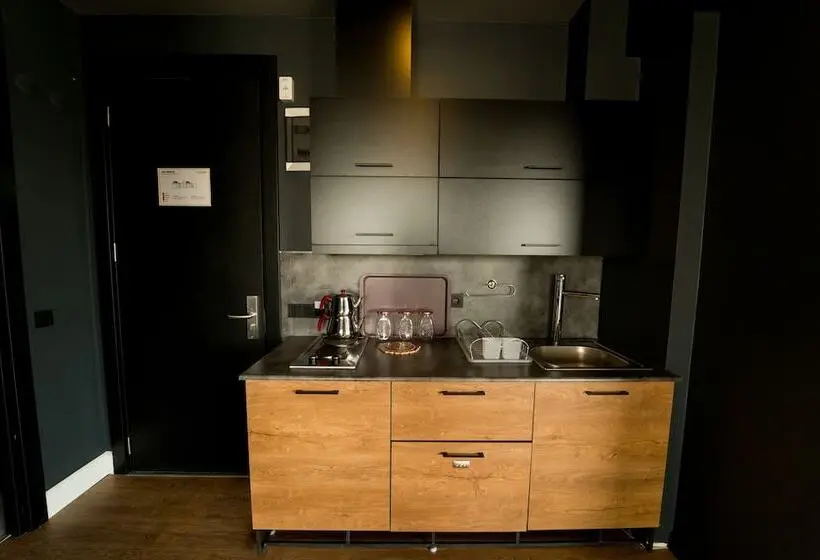 سوئیت لوکس با چشمانداز کوهستان, The Kayseri Loft