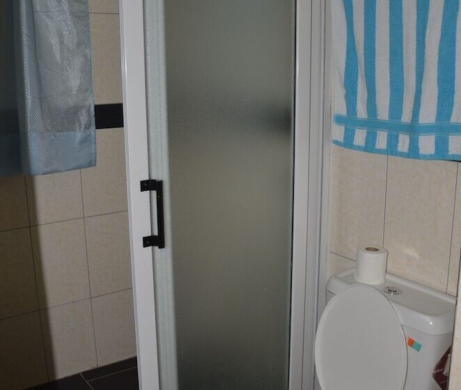 اتاق لوکس, Airport Link Guest House