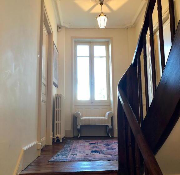 غرفة ديلوكس, Le Chevalier Noir