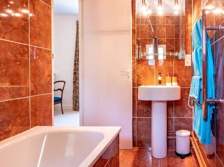 デラックスルーム, Le Chevalier Noir