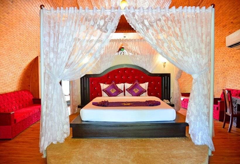 Standard bungalow river view, Con Khuong Resort Can Tho