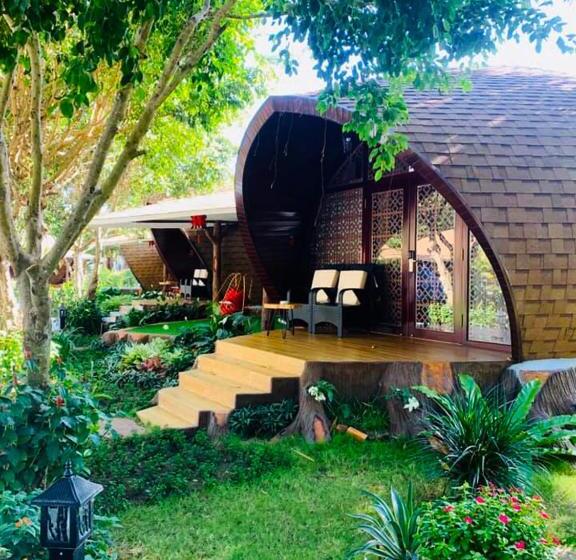 Standard bungalow river view, Con Khuong Resort Can Tho