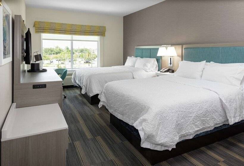 스탠다드 룸 더블 침대 2개, Hampton Inn Dunedin