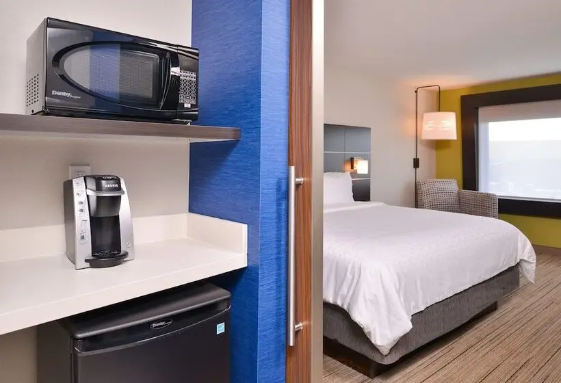2ダブルベッドのスタンダードルーム, Holiday Inn Express & Suites Olathe West, An Ihg