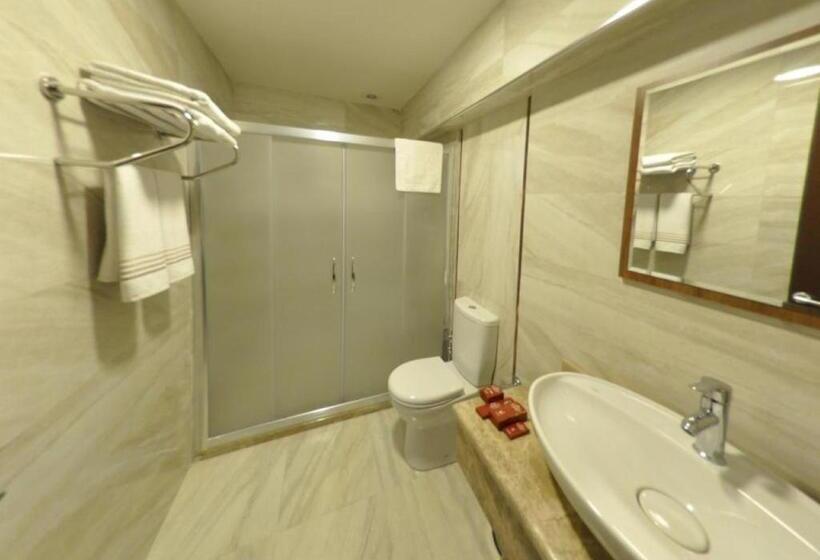 スタンダードルーム, La Boutique Atlantik